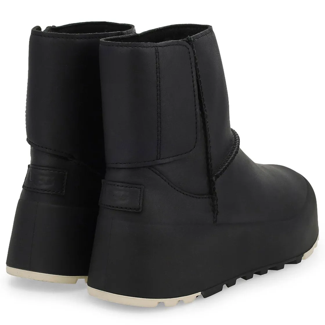 UGG Classic Streetscape Leather Women Black/Jasmine Online