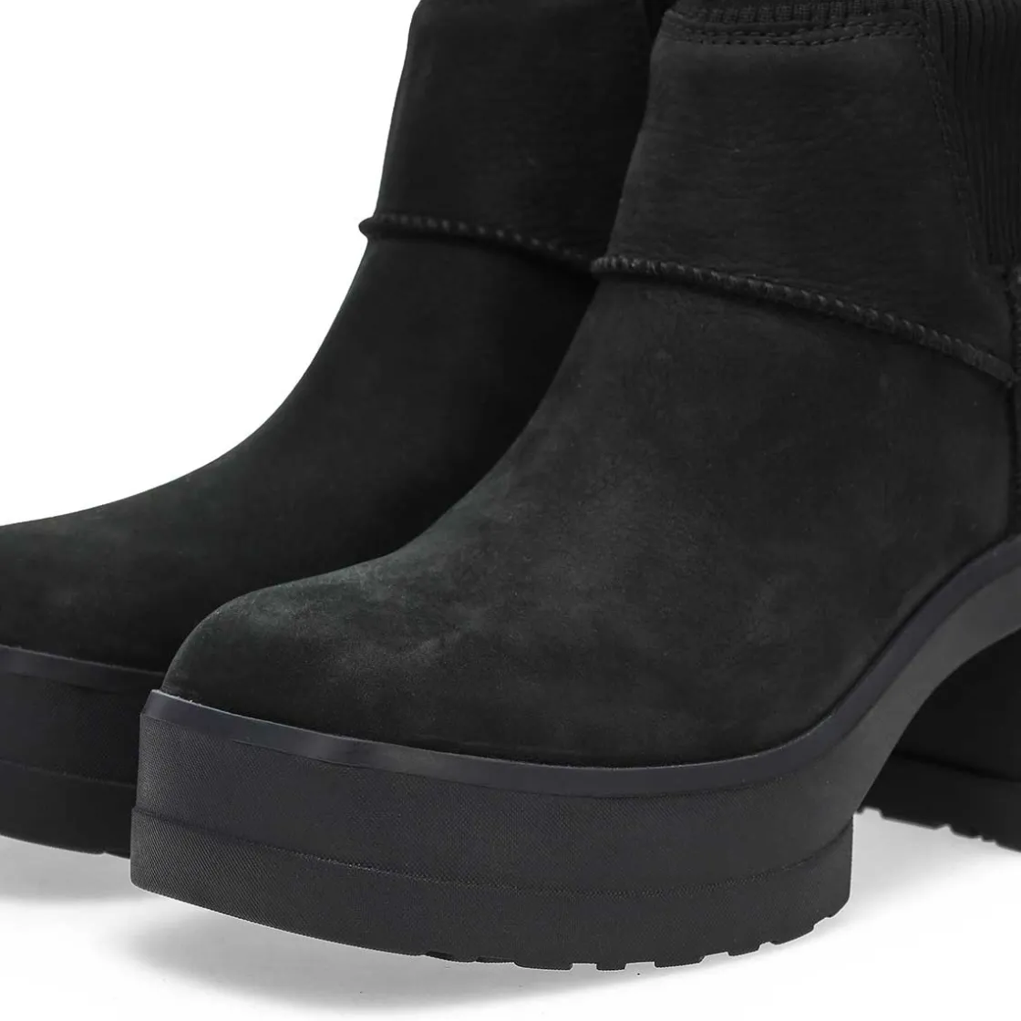 UGG Moxy Chelsea Women